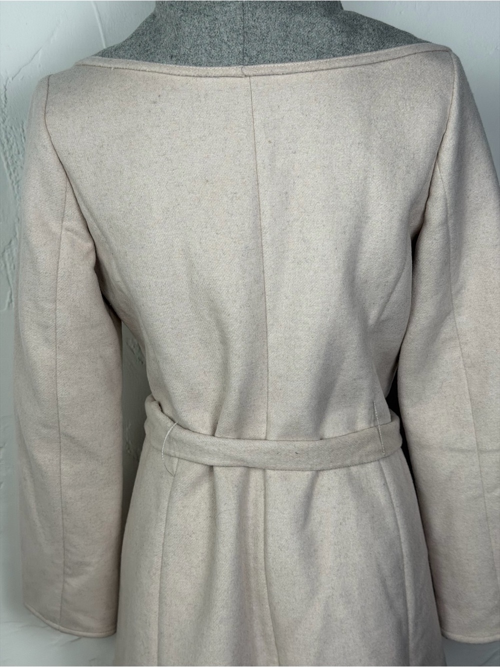 Lucky Brand Light Gray and Cream Wrap Tie Coat - Classic Style XS - Picture 5 of 16